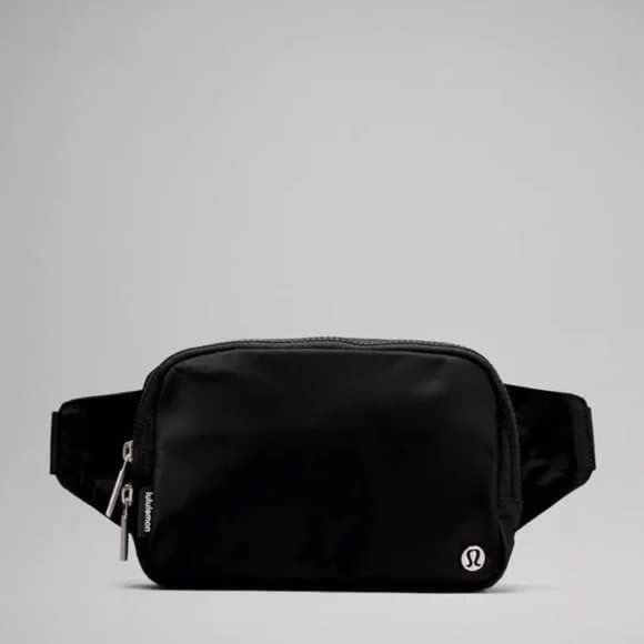 New Womens Lululemon Athletica Everywhere Belt Bag 1L Large (Black)‎ (LU9B11S) - Picture 1 of 5